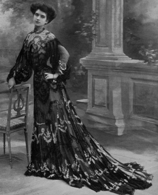Moda damska 1910 – początek wieku w modzie. Czym się charakteryzował?